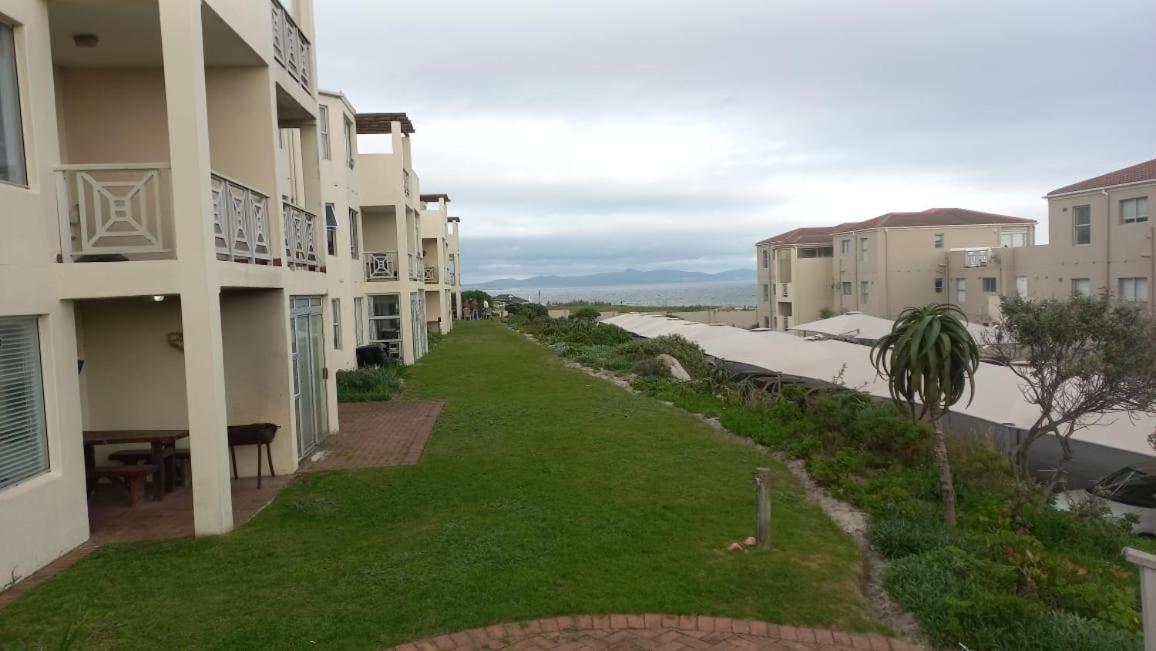 Club 143 Apartment Hermanus